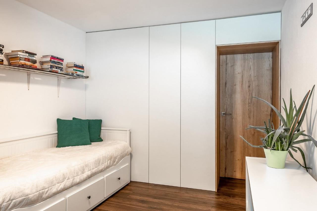 Apartamento Zuzo Flat Stare Koliesko 96 Demänovská Dolina Exterior foto